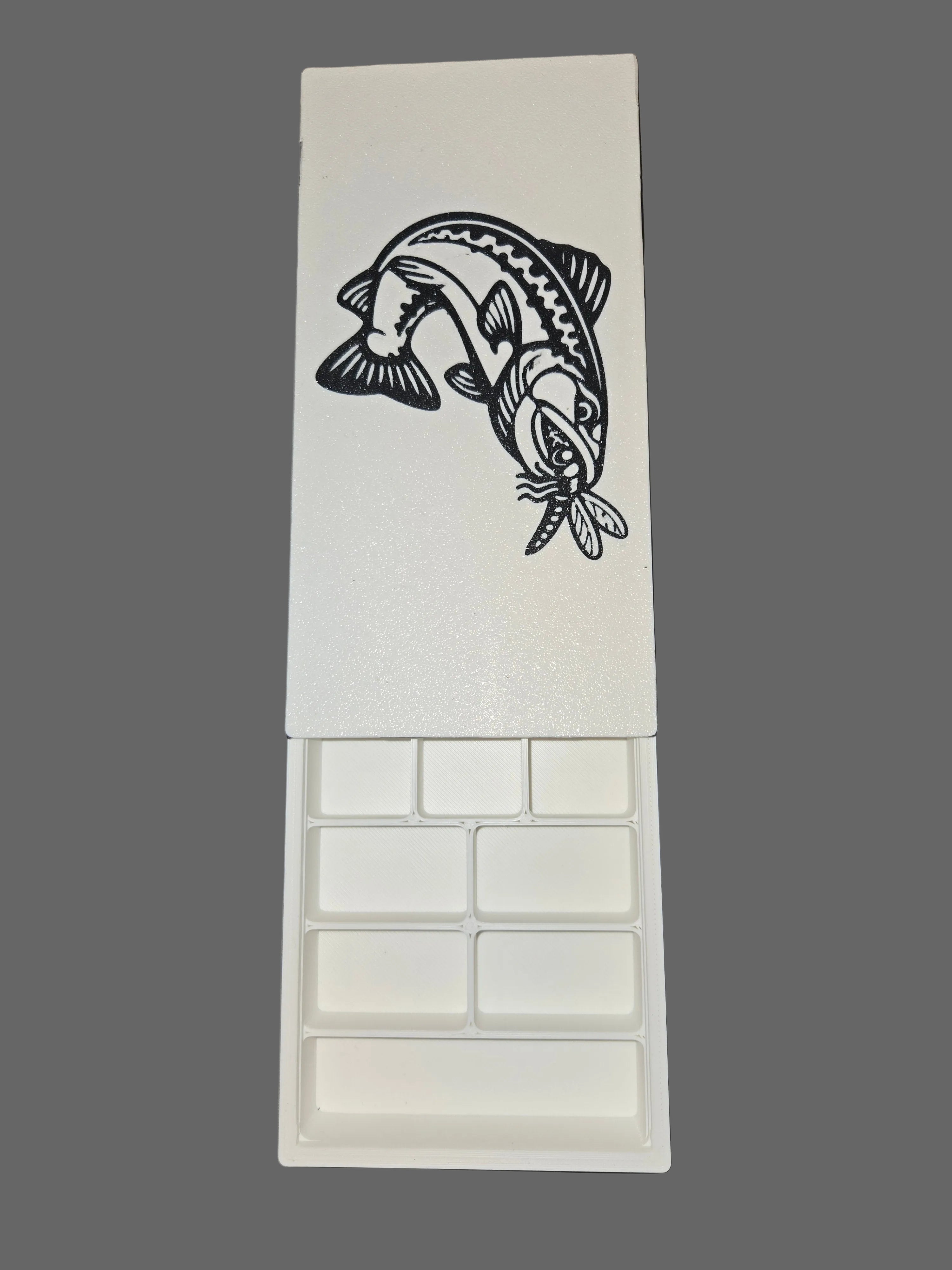 Fly fishing tackle box