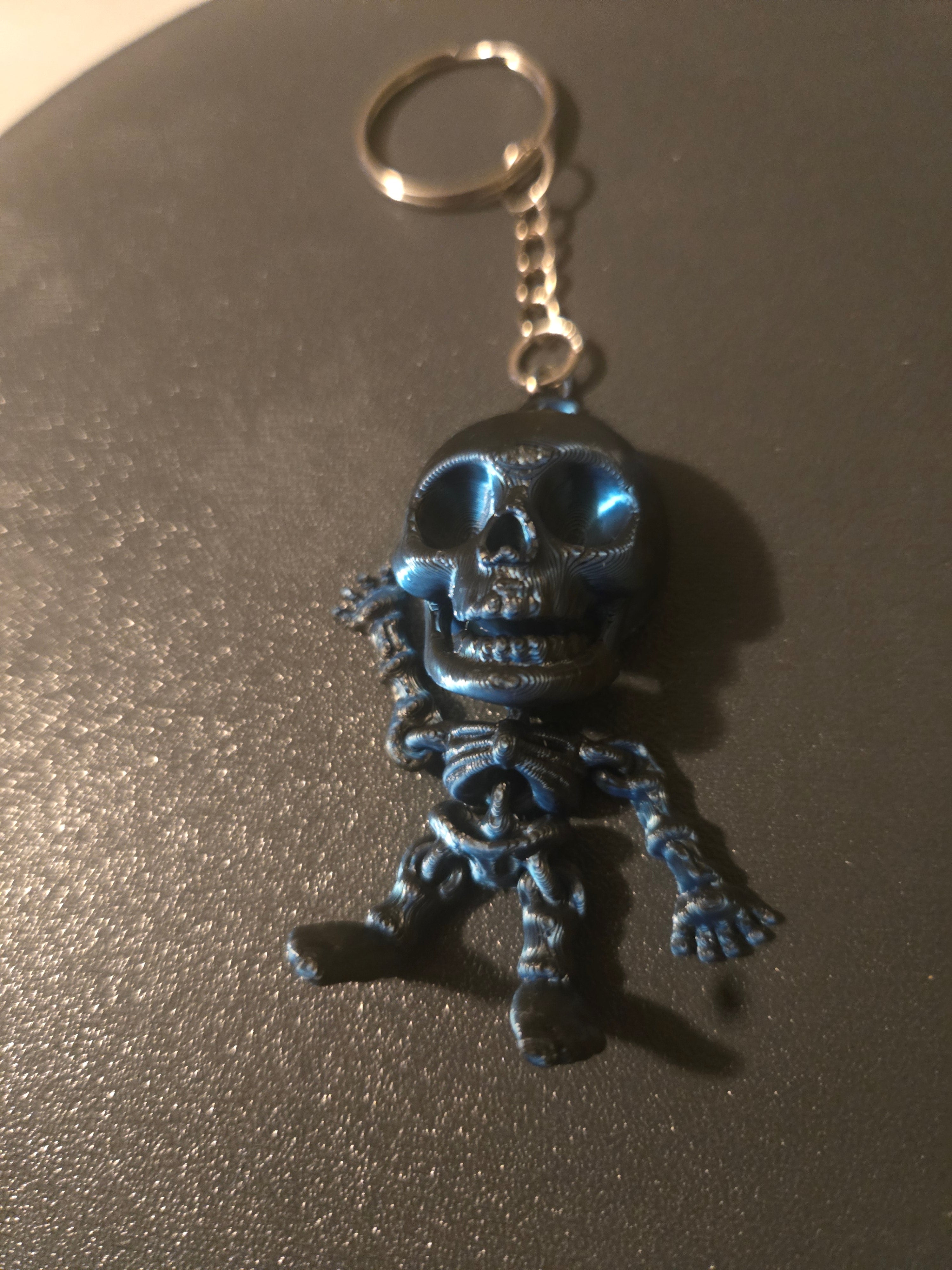 Skeleton articulated keychain